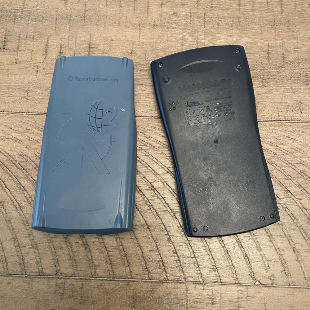 Texas Instruments Calculator - Picture 3 of 4